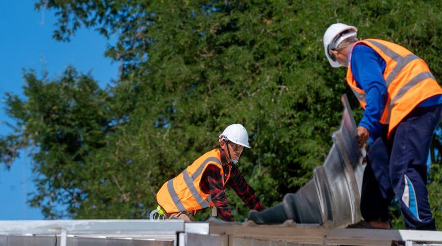 Roof maintenance in Devers, TX